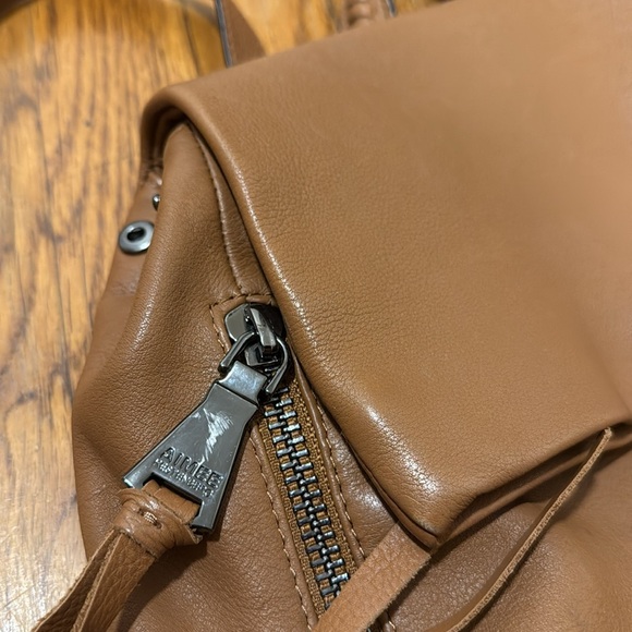 difference between north face women backpack The Jester Allpa 38L Roller Bag Color:HALO MINT GREEN two water bottle pockets waterproof pannier convertible